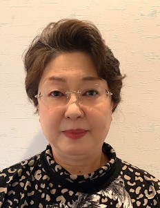安原眞理子